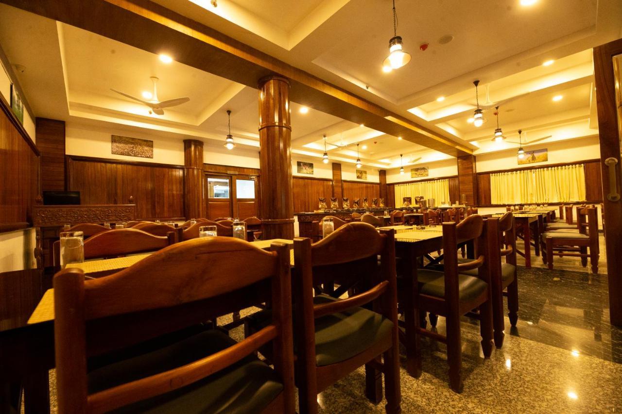 Hotel Guruvayur Darshan Bagian luar foto